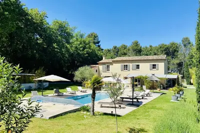 Image de Villa contemporaine et chaleureuse au cœur de la nature