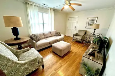 Image de Chic Condo in Downtown Raleigh