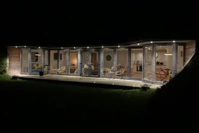 Image de Earth House