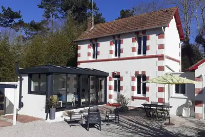 Image de Charmante maison Ă 5 mn Ă pied de la plage et 5 mn en voiture de Cabourg