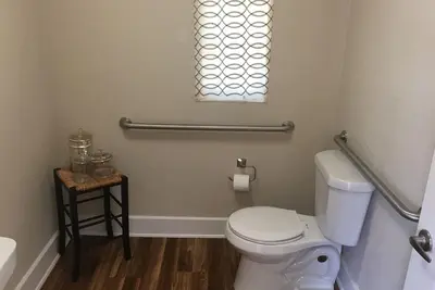 Image de Oversized bungalow, private, work from home