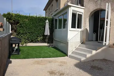 Image de Maison individuelle avec jardin proche mer et centre