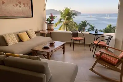 Image de Bella Vista--Spectacular Views of Zihua Bay from 1-Br Condo above Madera Beach