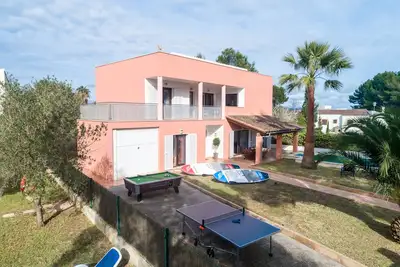 Image de Spacious and Charming Villa near the Sea and the Natural Reserve of S'Albufereta