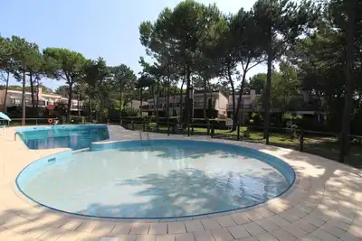 Image de Maison de vacances Lignano Sabbiadoro pour 1 - 4 personnes avec 2 chambres à coucher - Maison mitoye