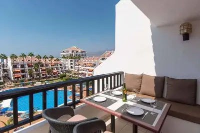 Image de Appartement de vacances Los Cristianos pour 2 - 5 personnes avec 2 chambres à coucher - Logement de