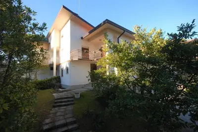 Image de Maison de vacances Lignano Pineta pour 1 - 7 personnes avec 3 chambres à coucher - Maison mitoyenne