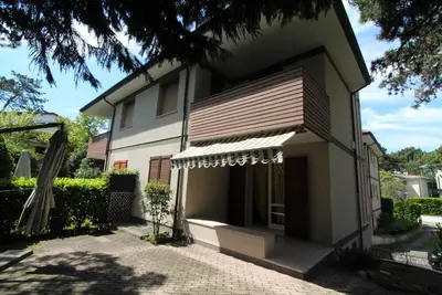 Image de Maison de vacances Lignano Sabbiadoro pour 1 - 6 personnes avec 3 chambres à coucher - Maison mitoye