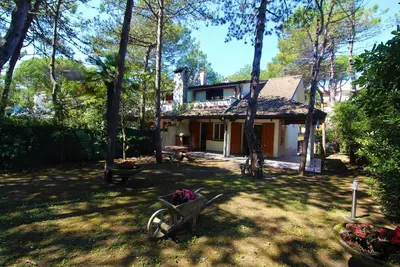 Image de Maison de vacances Lignano Sabbiadoro pour 1 - 7 personnes avec 3 chambres à coucher - Maison jumelé