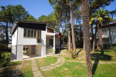 Image de Maison de vacances Lignano Pineta pour 1 - 5 personnes avec 2 chambres à coucher - Maison de vacance