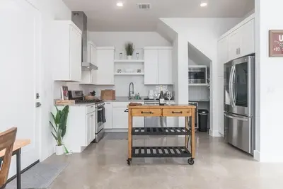 Image de Walk to Dt - The Outpost by Portoro