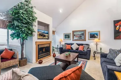 Image de Cottonwood Retreat Near Resorts - 25% Off Ski Rntl