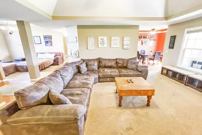 Image de Moon Valley Retreat-Family Gatherings-Fooseball-CornHole-Whirlpool Tub-Fireplace