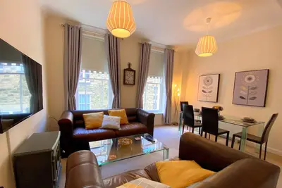 Image de Fabulous 2 bed Ground floor apartment in former Convent, easy walk into Belper