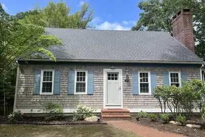 Image de Central Ac! Close to beaches, bike trail and Nickerson park! Perfect for kids!
