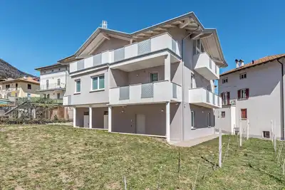 Image de Appartement moderne \"Villa Vacanze Renetta\" avec vue sur les montagnes et balcon