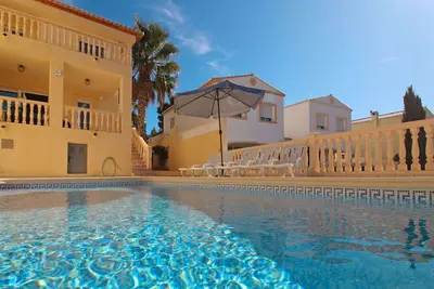 Image de Maison de vacances privée avec Wifi, climatisation, piscine privée, Tv, terrasse, parking
