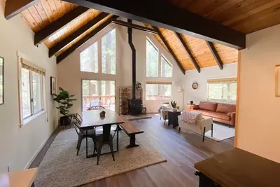 Image de The Sugar Pine Chalet