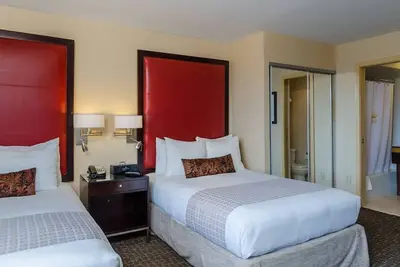 Image de Pet-friendly Unit in the Heart of Dc! Minutes from Smithsonian Museums and Zoo!