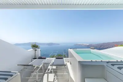 Image de Aether Suite with hot tub and sea view by Caldera Houses