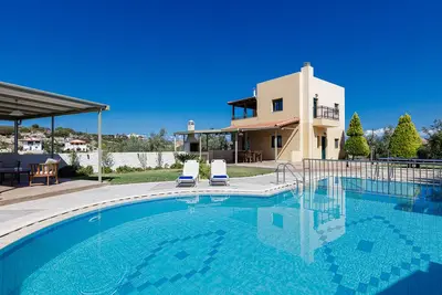 Image de Dina Villa, Serene Country Escape, Walking distance to taverna & super market