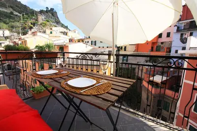Image de Diara, the color house with terrace