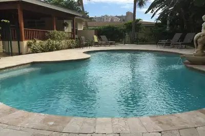 Image de Oceanside Mist Apts: Heated Pool, Hot Tub & Tiki Bar! -Rockefeller Suite