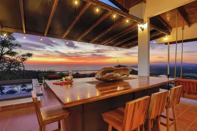 Image de Casa Mono Montaña, Amazing Ocean View House Private Pool in Manuel Antonio