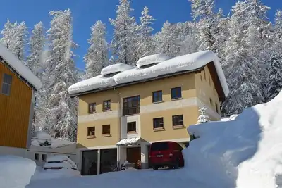 Image de Appartement de vacances Pontresina pour 1 - 8 personnes avec 4 chambres à coucher - Maison de vacanc