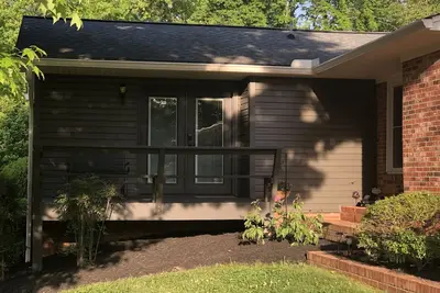 Image de Private Studio Apartment with Easy Walk to Wcu