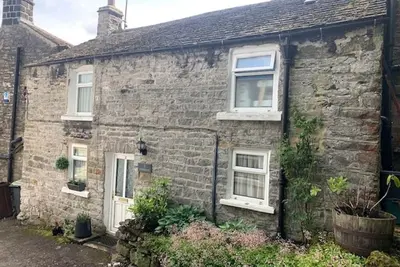 Image de Cosy 2 bed cottage in the heart of Castleton at the bottom of Cavedale walk and Peveril Castle.