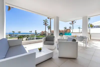 Image de Santa Barbara Heights Clc - Luxury, private pool on terrace, sea view