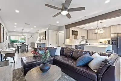 Image de Scottsdale Luxury Bungalow With 4 Heated Pools