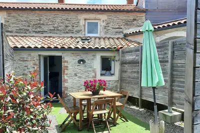 Image de Apt 2-4 pers élégant avec accès Spa et Piscine, à 5 mn de la plage et du port
