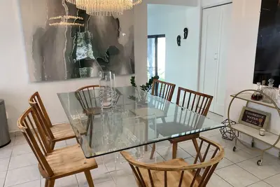 Amazing pool villas in the Heart of Miami House+Cottage+Pool. Sleeps 13