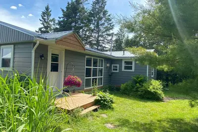 Image de Cozy Cottage by Lake Ontario
