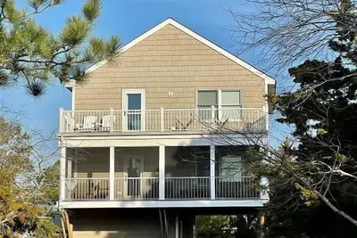 Image de Broadkill Beach Beauty! This is truly a terrfic beach house.