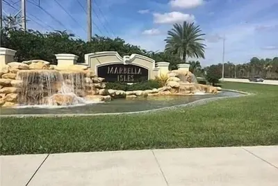 Image de Seasonal Villa in very desired gated community, with Pools, tennis, workout. . . . .