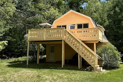 Image de Cozy loft apartment with deck, nestled in the Adirondacks