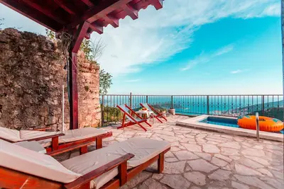 Image de 3br Villa with Private Pool and Stunning Sea View
