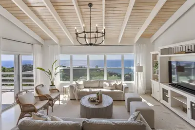 Image de Sunset Terrace – Epic Views, Pool, & Family Fun!