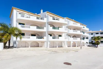Image de CoolHouses Algarve Luz, 2 Bed apartment w/ sea view, Blue Ocean View