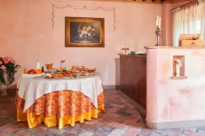 Image de Bel appartement avec piscine, Wifi, Tv, balcon et parking, près de Spolète