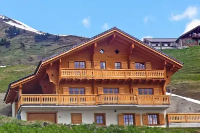 Image de Merveilleuse maison de vacances privée pour 10 personnes avec Wifi, Tv et terrasse