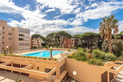 Image de Agréable appartement pour 5 personnes avec piscine, Wifi, Tv et balcon