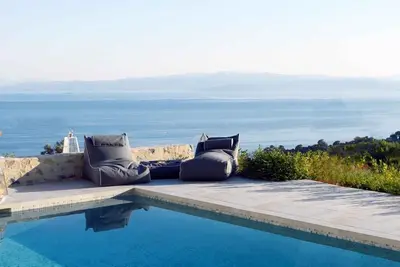 Image de Villa exquise à Skiathos | Skiathea Villa A | 3 chambres | Piscine privée | Surplombant la mer Égée