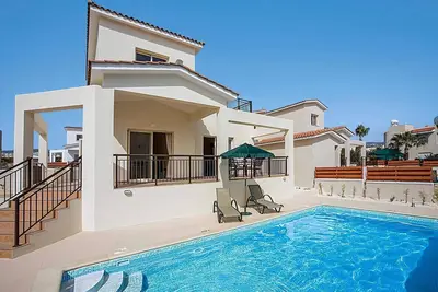 Image de Villa de luxe à Coral Bay | Villa Coralia Dream 1 | Villa 3 chambres | Piscine privée | Vue sur la m