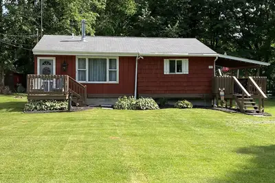 Image de Cozy family nonsmoking cottage close to Espyville Boat Launch and Marina.