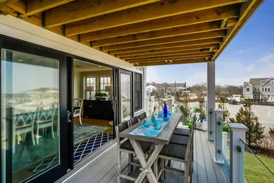Image de Luxury Home, Ocean views of Bayside Beach, Ac, Mayflower Beach Dennis