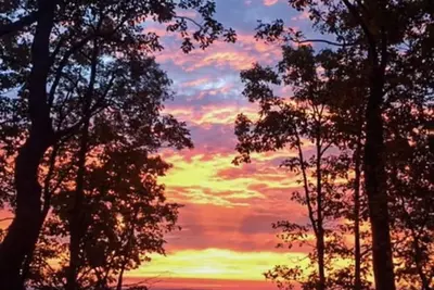 Image de 5⭐️ Breathtaking Bluff Views Serene 2 Bed/2Bath Brow Cabin Cloudland near Mentone